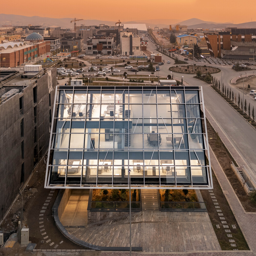 The new incubator and office building Turbosealtech designed by New Wave Architecture